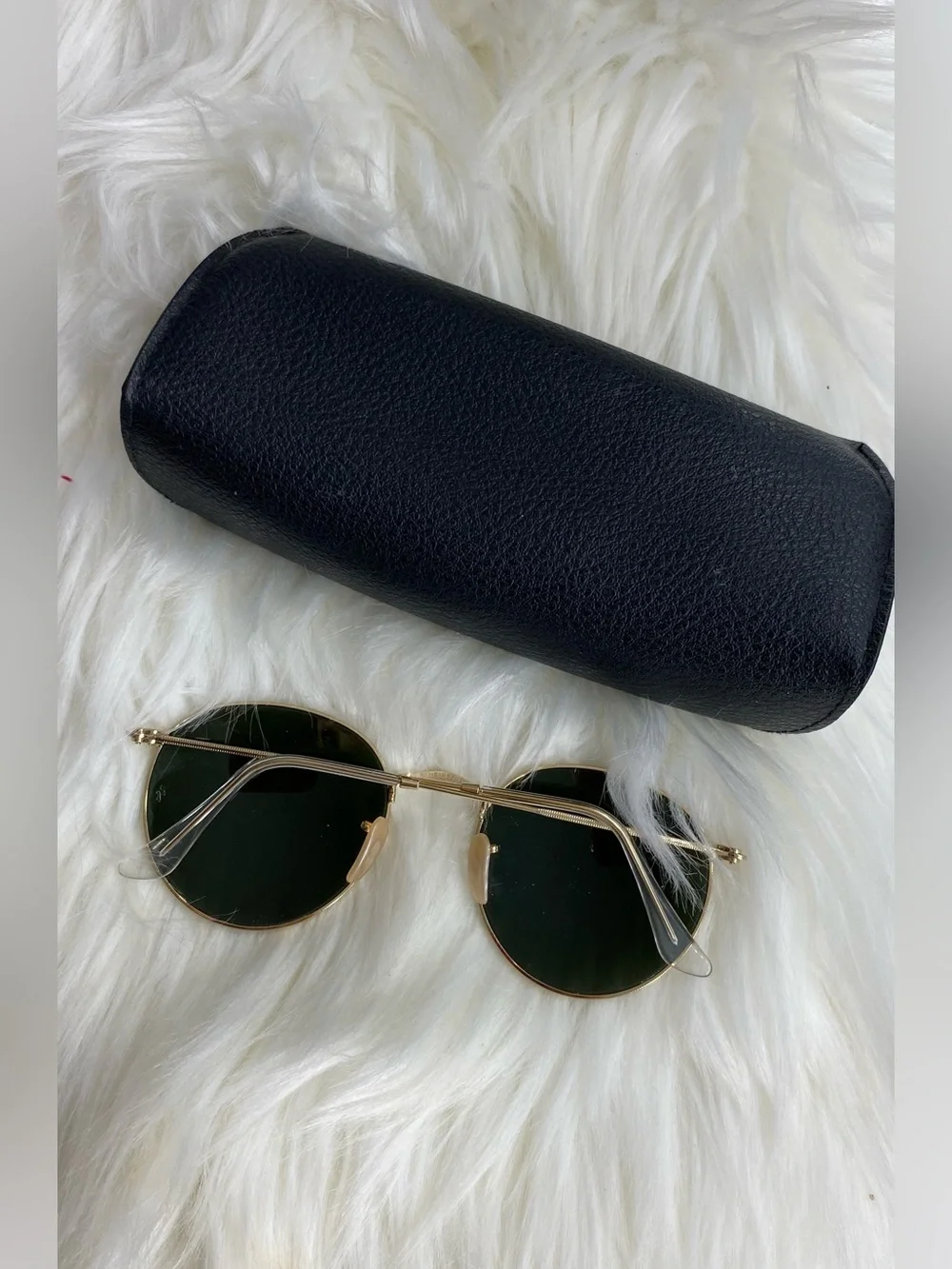 Ray-Ban Gold Frame Sunglasses with Dark Green Lenses
